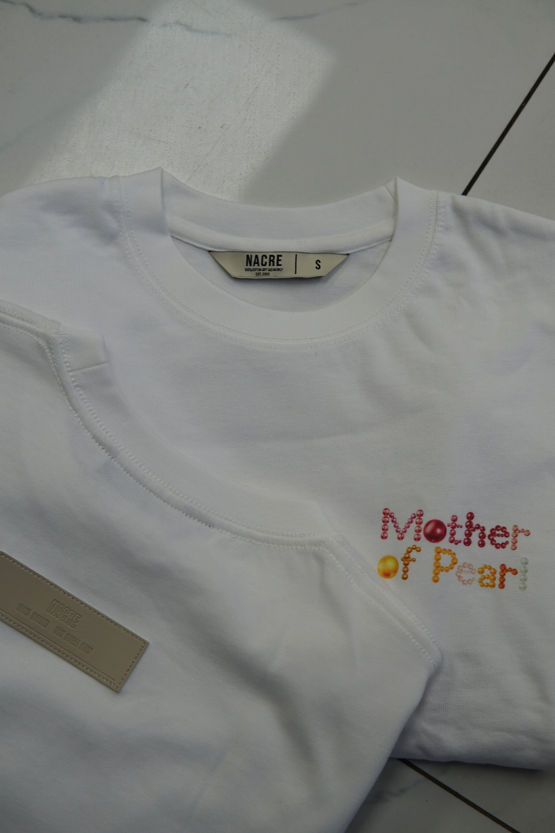 "NACRE" Pearl-O T-Shirt